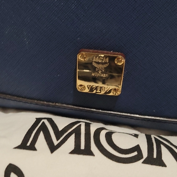 Authentic mcm bag - Picture 3 of 6